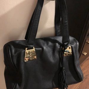 Soft black leather shoulder bag!